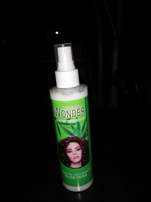 Wonder Professional Hair Products, 1 Aloe Vera  Leave in cream and 1 daily Spray