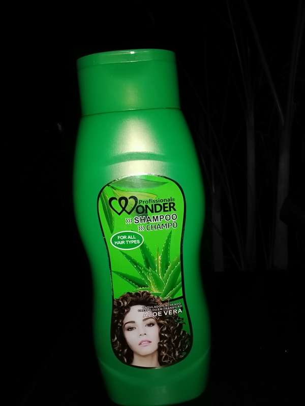 Wonder Professional hair products kit Aloe Vera Shampoo,Conditioner,hair mask,daily cream,hair spray