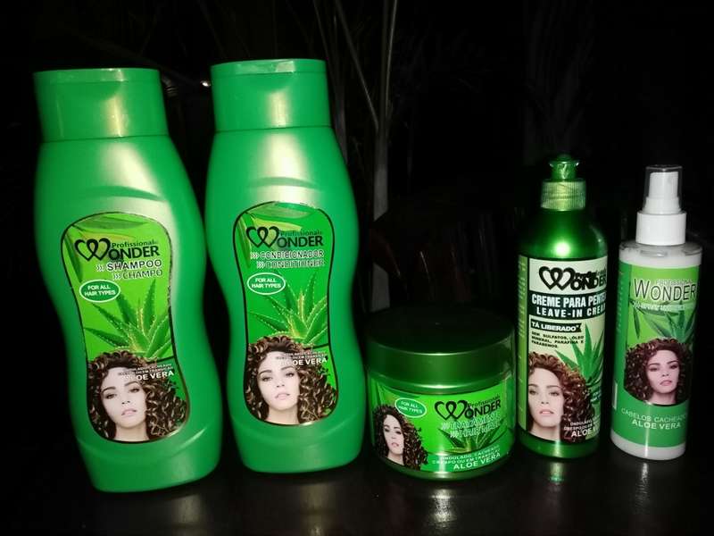 Wonder Professional hair products kit Aloe Vera Shampoo,Conditioner,hair mask,daily cream,hair spray