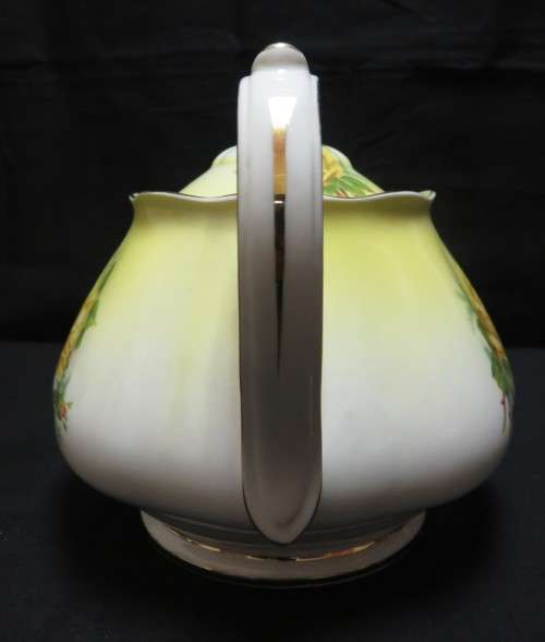 Royal Albert Yellow Tea Rose Pattern Teapot