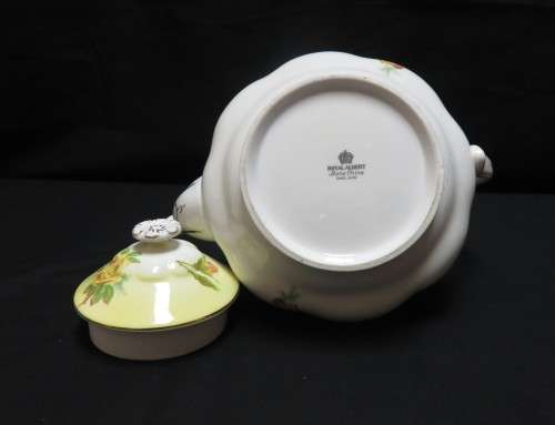 Royal Albert Yellow Tea Rose Pattern Teapot