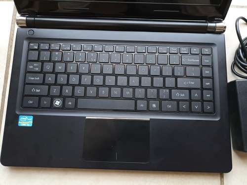 Mecer - i3 3rd Gen - 6GB Ram - 500GB HD - Neat and Clean Laptop - Please Read