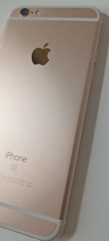 iPhone 6s - Gold - 64GB - Excellent Condition