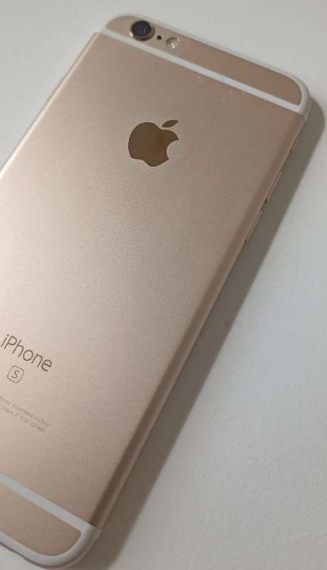 iPhone 6s - Gold - 64GB - Excellent Condition