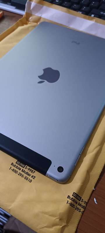 Apple - iPad Air 2 - Space Grey - 64GB - Wi-Fi + Cellular - Excellent Condition