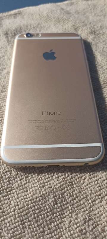 iPhone 6 - Gold - 16GB - Excellent Condition