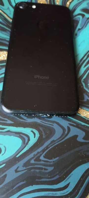 iPhone 7 - Black - 128GB - Good Condition