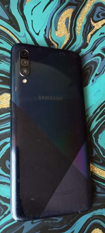 Samsung Galaxy A30s - 128GB - Prism Crush Black - Good Condition