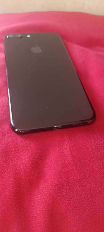 iPhone 7 Plus - Jet Black - 256GB - Excellent Condition