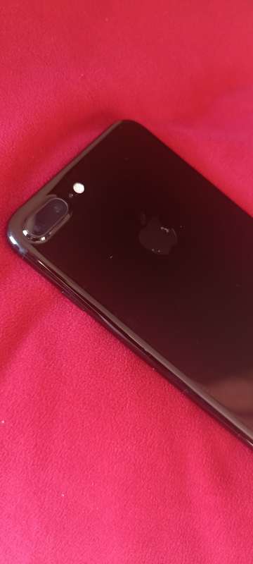 iPhone 7 Plus - Jet Black - 256GB - Excellent Condition