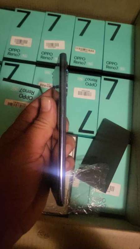 Oppo Reno 7 - 5G - 256GB - 8GB Ram - Dual Sim - As New - Boxed - Special Price