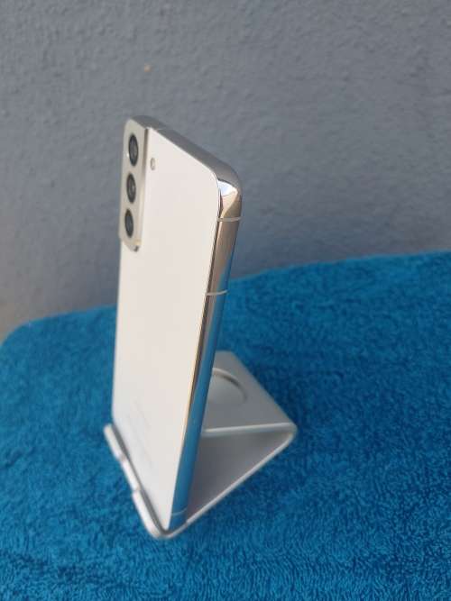 Samsung Galaxy - S22 Plus - 5G - Dual Sim - 128GB - White - Excellent Condition