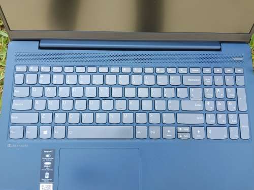 Lenovo IdeaPad 5 - FHD Touch Screen - i7 10th Gen - 12GB Ram - 512 SSD - Excellent Condition