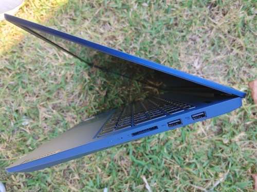 Lenovo IdeaPad 5 - FHD Touch Screen - i7 10th Gen - 12GB Ram - 512 SSD - Excellent Condition