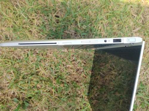HP Elitebook - 1030 G2 - 2 in 1 - Touch - i7 7th Gen - 16GB Ram - 512GB SSD - Excellent Condition