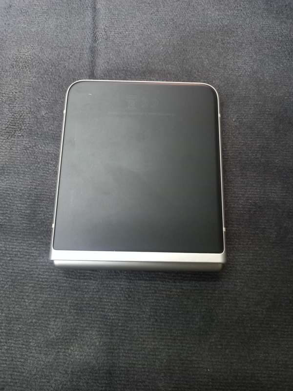Samsung Galaxy - Z Flip 3 - 5G - 256GB - Excellent Condition
