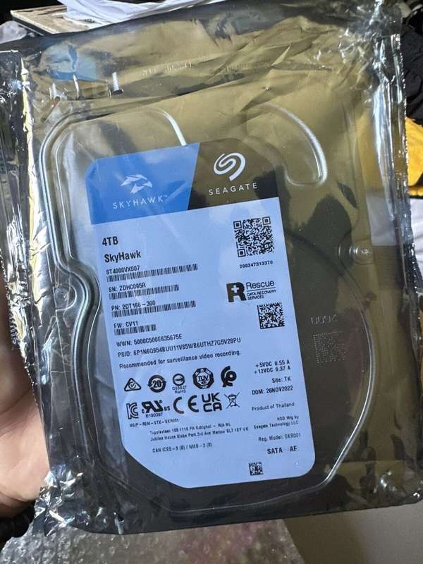 Seagate - Skyhawk - 4TB Sata - Surveillance - Internal Hard Drive - BRAND NEW Sealed