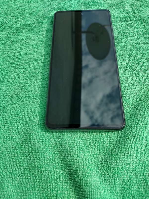 Samsung Galaxy - S20FE - 5G - 128GB - All Networks - Cloud Navy - MINT CONDITION