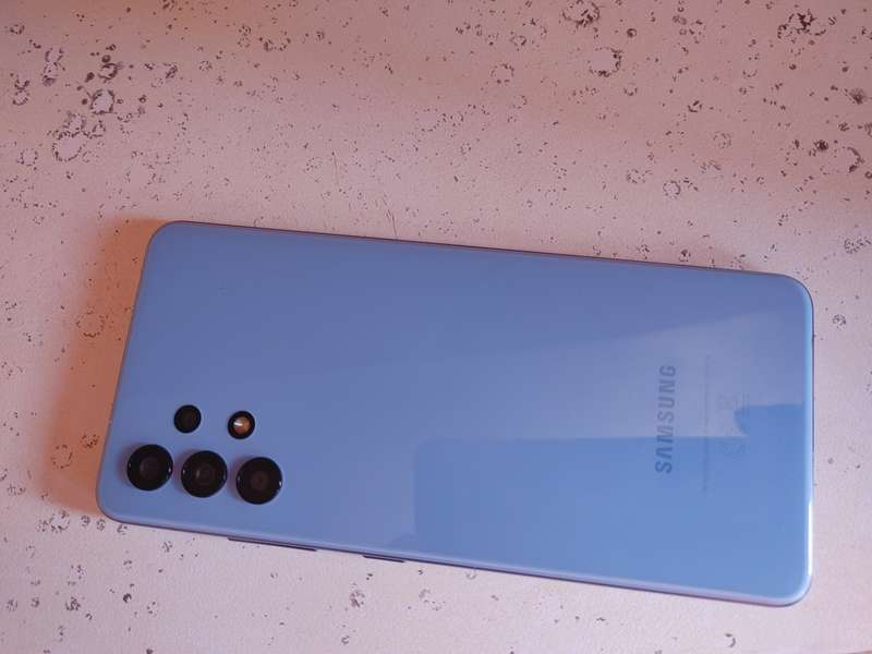 Samsung Galaxy - A32 - 128GB - All Networks - Dual Sim - Awesome Blue - EXCELLENT CONDITION