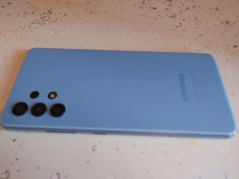 Samsung Galaxy - A32 - 128GB - All Networks - Dual Sim - Awesome Blue - EXCELLENT CONDITION