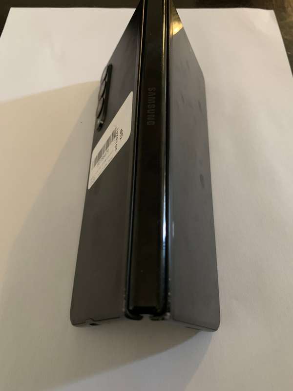 Samsung Galaxy - Fold 3 - 5G - 256GB - All Networks - Phantom Black - EXCELLENT CONDITION