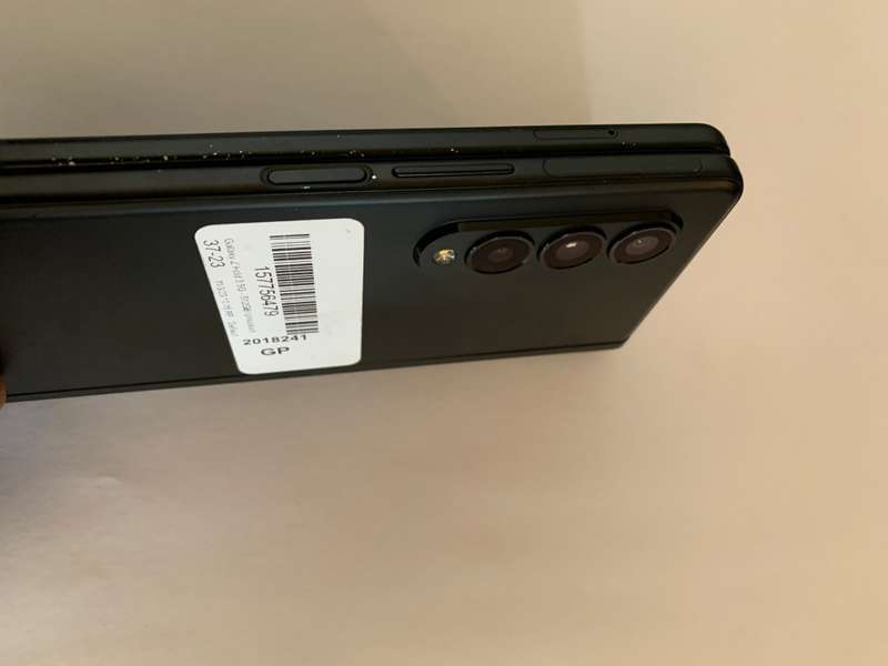Samsung Galaxy - Fold 3 - 5G - 256GB - All Networks - Phantom Black - EXCELLENT CONDITION