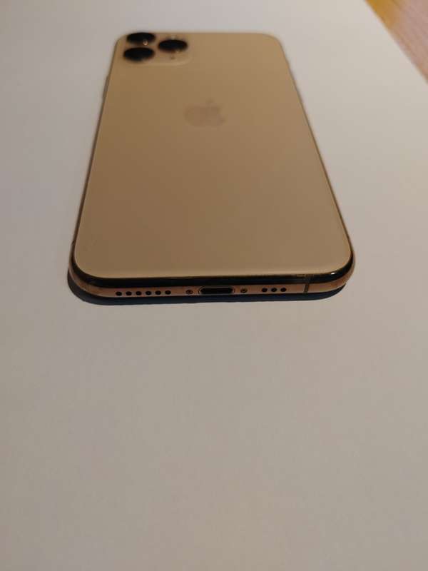 iPhone 11 Pro - Gold Colour - 256GB - Excellent Condition