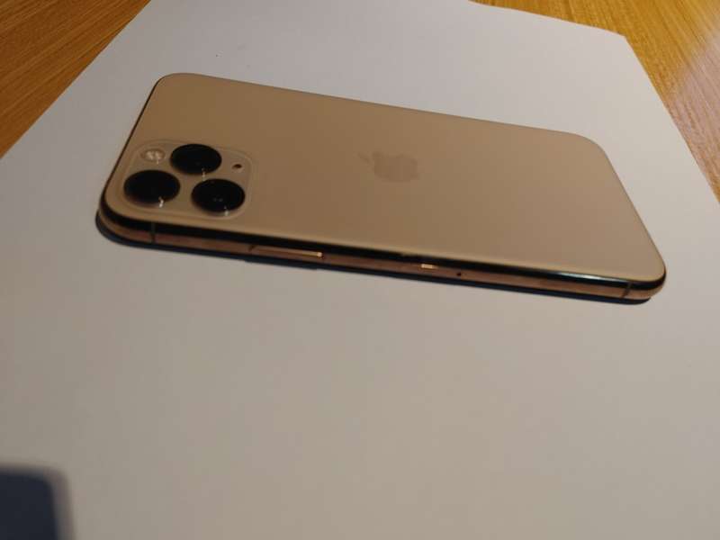 iPhone 11 Pro - Gold Colour - 256GB - Excellent Condition