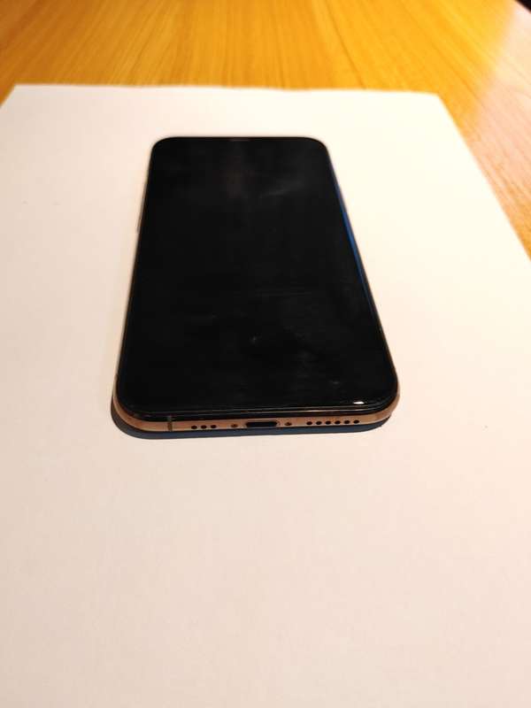 iPhone 11 Pro - Gold Colour - 256GB - Excellent Condition