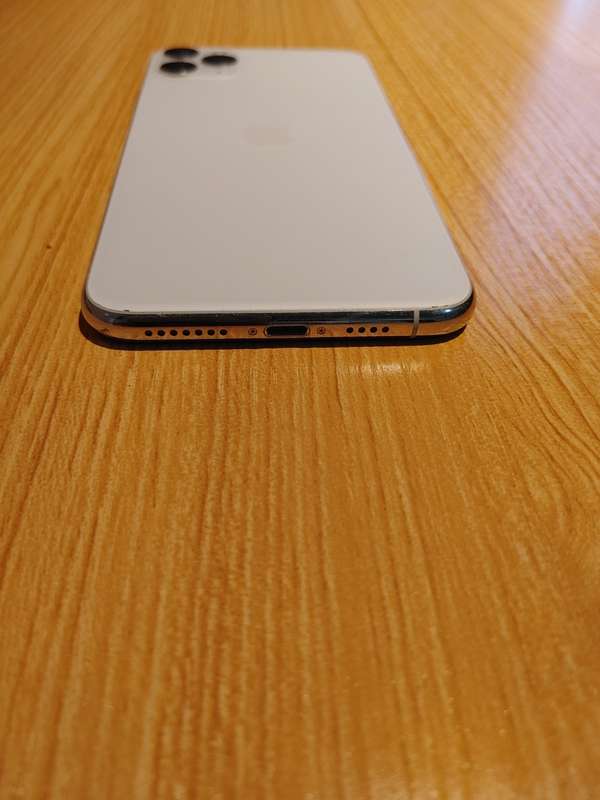 iPhone 11 Pro Max - Silver Colour - 64GB - Excellent Condition