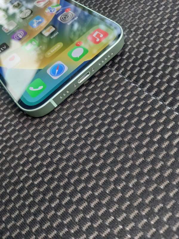 iPhone 12 - Green - 64GB - Excellent Condition - Please Read