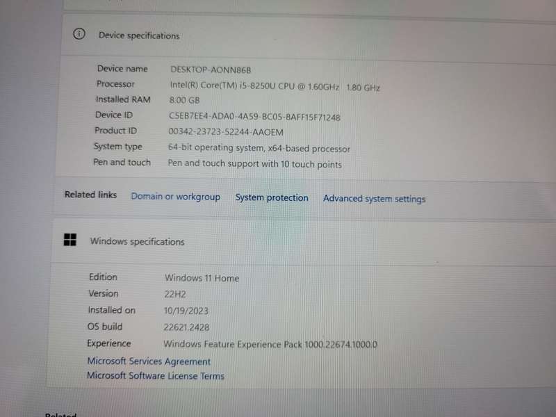 Microsoft Surface Laptop 13.5 Core i5, 8GB RAM, 256SSD