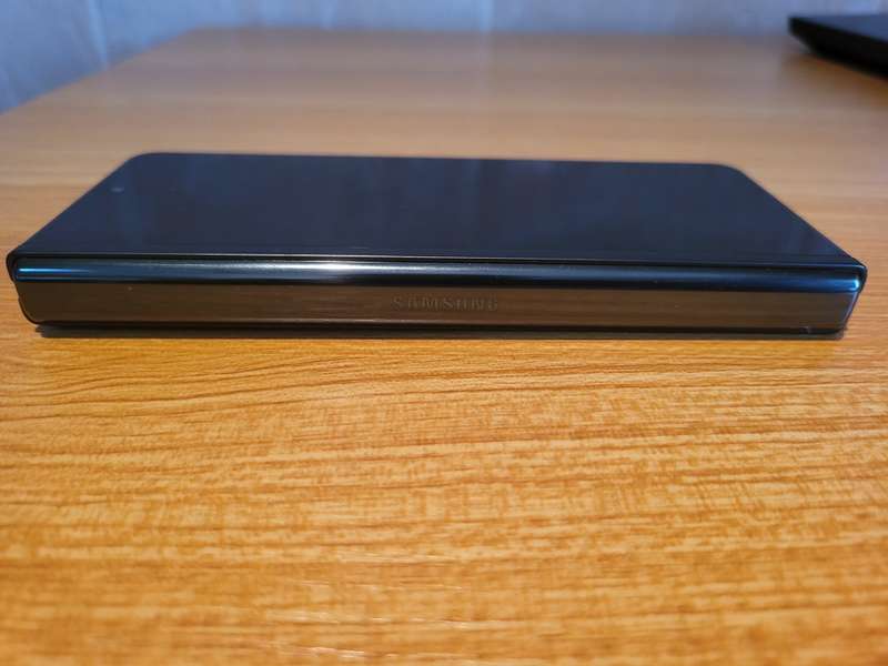 Samsung Galaxy - Fold 3 - 5G - 256GB - All Networks - Phantom Green - EXCELLENT CONDITION