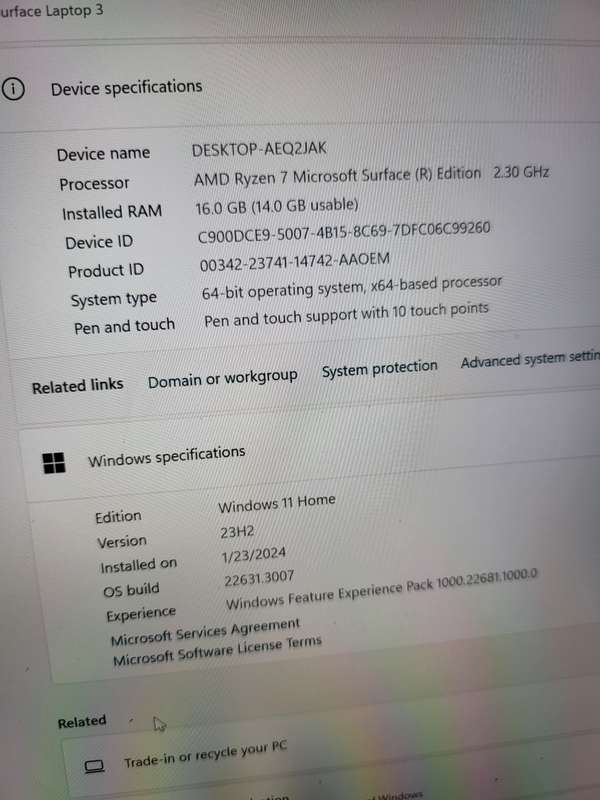 Microsoft Surface Laptop 3 - Ryzen 7 - 16GB - 512 SSD - Touch Screen - Very Good Condition - READ