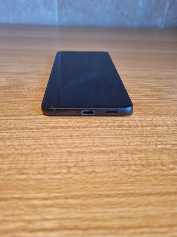 Samsung Galaxy - S21FE - 5G - Dual Sim - 128GB - All Networks - Graphite - Excellent Condition