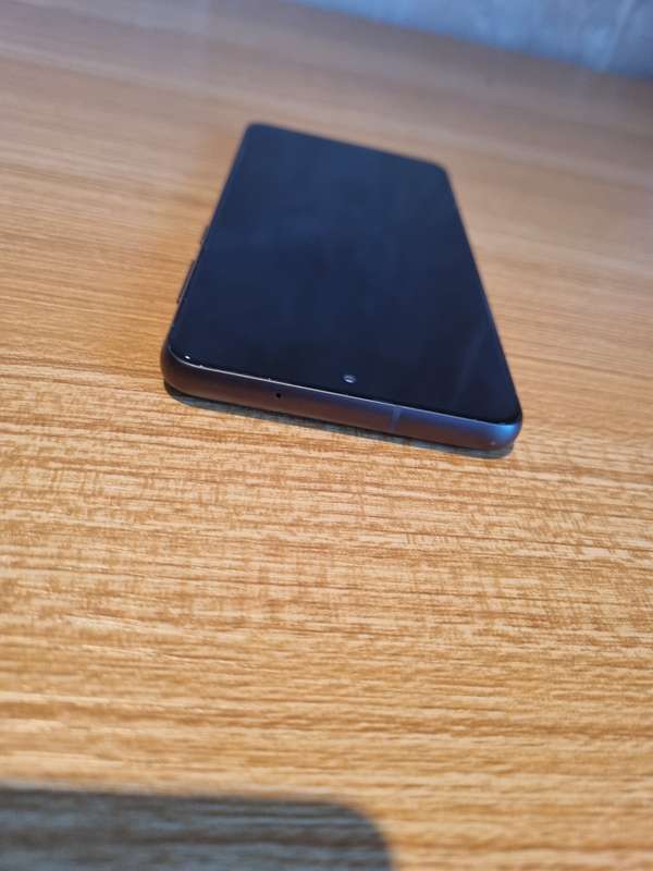 Samsung Galaxy - S21FE - 5G - Dual Sim - 128GB - All Networks - Graphite - Excellent Condition