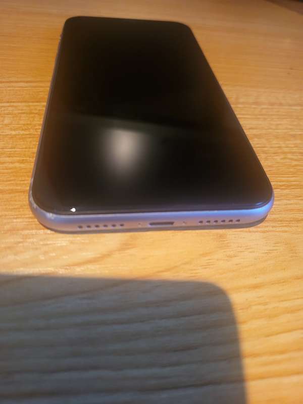 iPhone 11 - Purple - 64GB - Excellent Condition - PLEASE READ!!