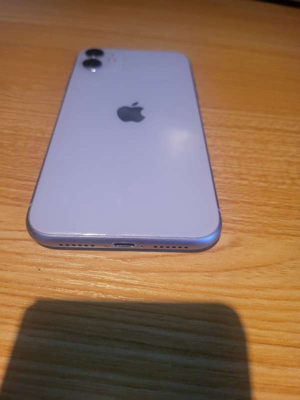iPhone 11 - Purple - 64GB - Excellent Condition - PLEASE READ!!