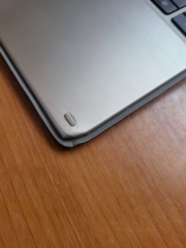 Dell Latitude 7210 - 2 in 1 - Touch Screen - i7 10thGen - 16GB Ram - 256GB SSD - Very Good Condition