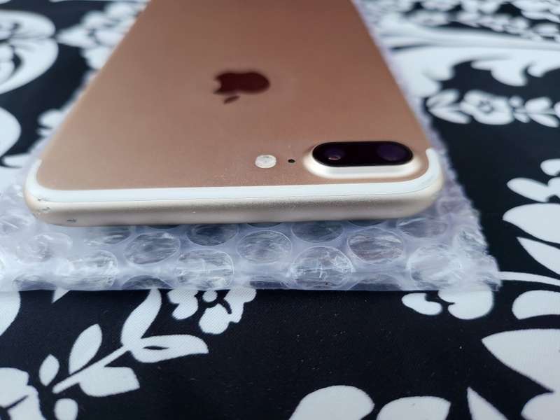 iPhone 7 Plus - Gold - 128GB - Very Good Condition