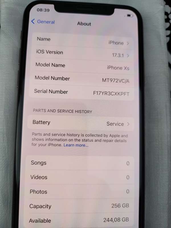 iPhone XS - Space Grey - 256GB - Excellent Condition