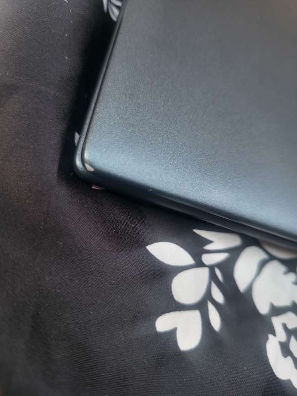 HP Elite - Dragonfly G3 - i7 12th Gen -16GB Ram - 256GB SSD - Touch Screen - Very Good Condition