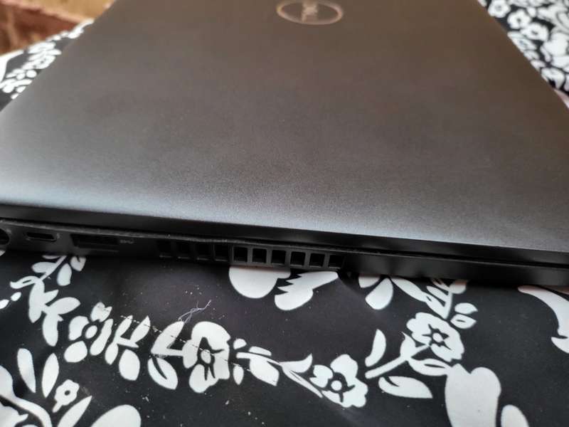 Dell Latitude - 5400 - i5 10th Gen - 16GB Ram - 512GB SSD - Excellent Condition