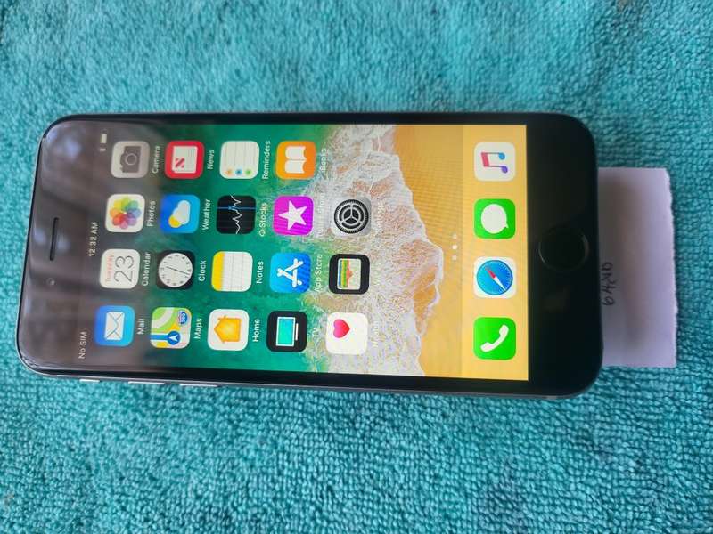 iPhone 6 - Space Grey - 64GB