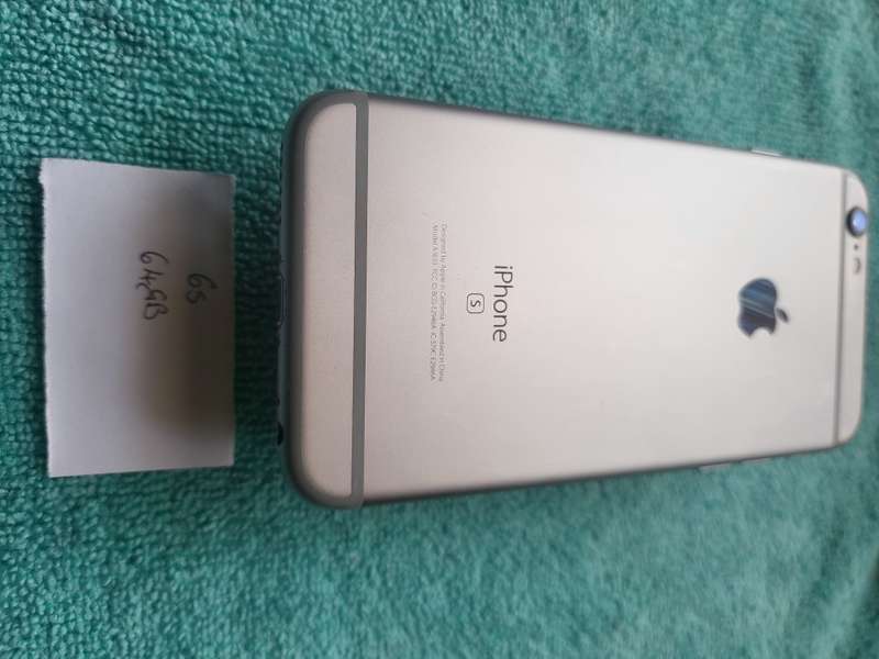 iPhone 6s - Space Grey - 64GB - Excellent Condition - Complete Package
