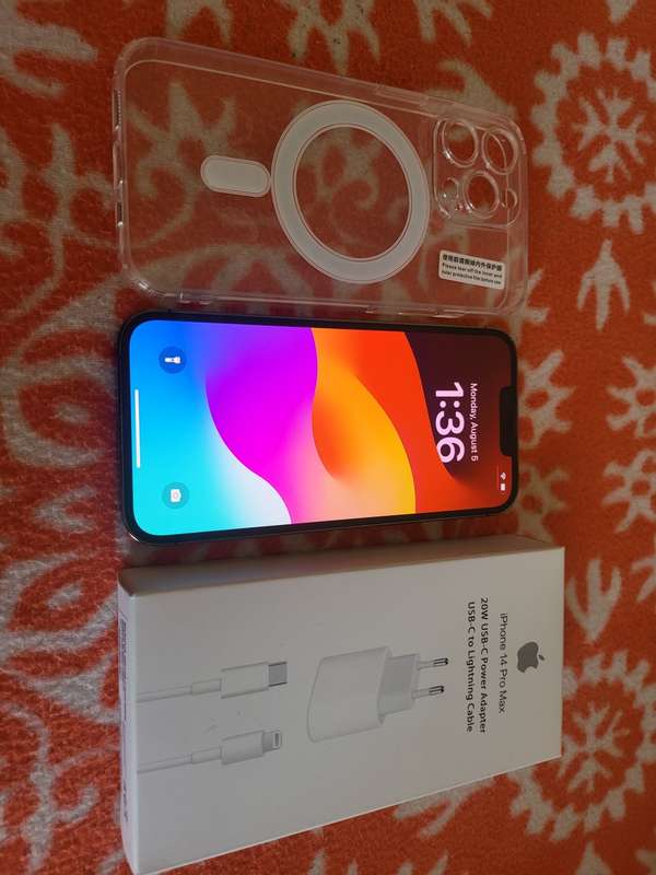 iPhone 13 Pro - Graphite - 128GB - Excellent Condition - With Extras