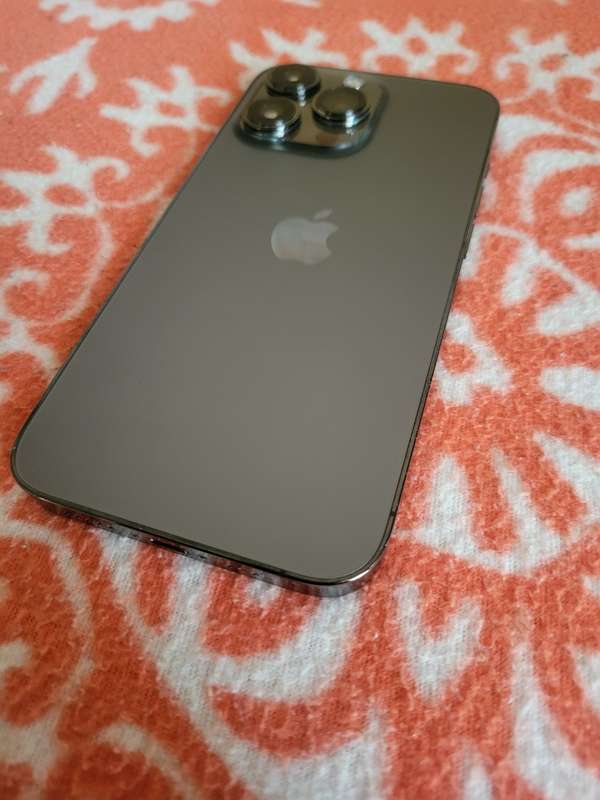 iPhone 13 Pro - Graphite - 128GB - Excellent Condition - With Extras
