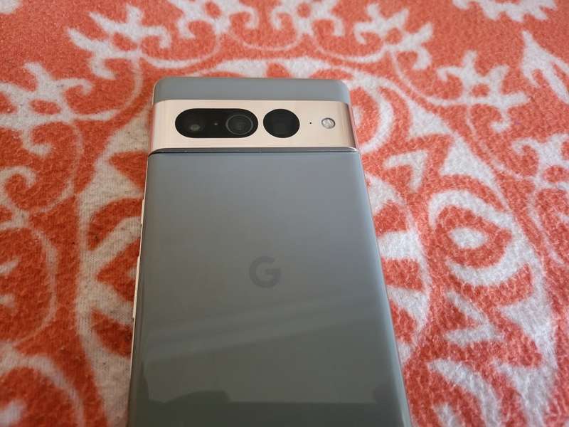 Google Pixel - 7Pro - 5G - 128GB - All Networks - Hazel - Excellent Condition