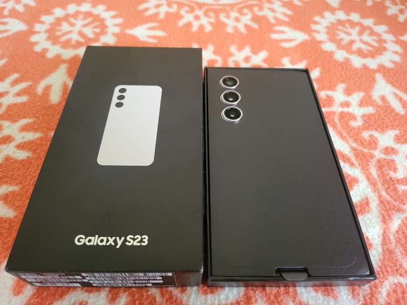 Samsung Galaxy - S23 - 5G - 128GB  - Lavender - New Opened Box