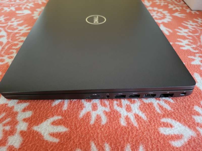 Dell Latitude - 5501 - i7 9th Gen - 16GB Ram - 256GB SSD - Excellent Condition